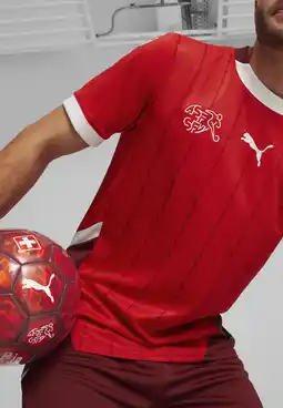 Decathlon Zwitserland Voetbal 2024 thuisshirt voor heren PUMA Red Team Regal aanbieding