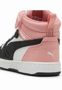 Decathlon PUMA Rebound V6 Mid sneakers voor peuters PUMA White Strong Gray Pink Fruit aanbieding