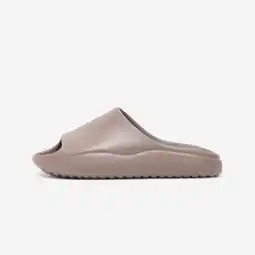 Decathlon Slippers voor heren/dames Slide bruin aanbieding