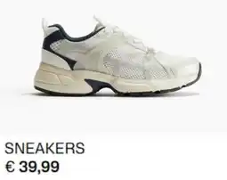 H&M Sneakers aanbieding