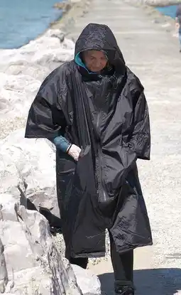 Decathlon Poncho Stay Dry Surf Volwassenen aanbieding