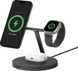 Coolblue Belkin Boost Charge Pro Chargeur Sans Fil MagSafe et Qi2 3-en-1 15W avec Support Noir aanbieding