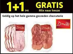 Cora Geldig op het hele gamma gesneden charcuterie aanbieding
