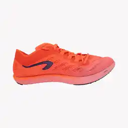 Decathlon Lange afstand spikes atletiek AT Long 900 oranje roze aanbieding