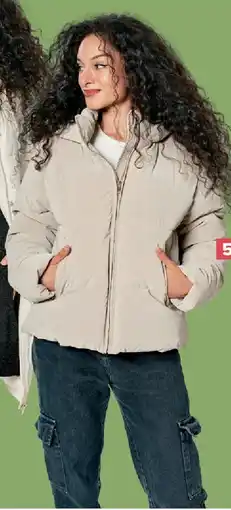 Carrefour Korte parka voor dames aanbieding
