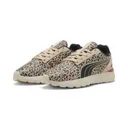 Decathlon Softride Cosmic Animal Flair voor dames PUMA Toasted Almond Black Beige aanbieding