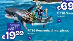 Dreamland Reuzenhaai met piraat aanbieding