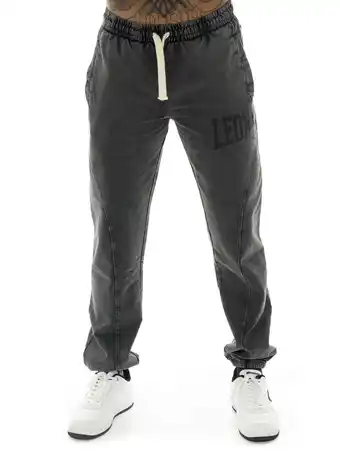 Decathlon Ongeborstelde herenbroek in Leone Old Wash-stof aanbieding