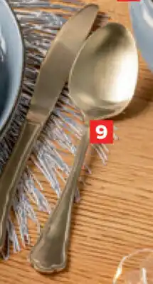 Carrefour 16 Delig Bestekset Versailles aanbieding