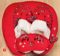 Carrefour Slippers met Masker en Reiskussen voor Dames aanbieding