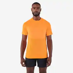 Decathlon Naadloos hardloopshirt met korte mouwen heren Run 500 Comfort lichtoranje aanbieding