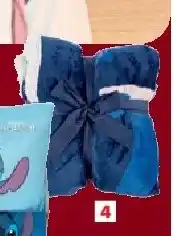 Carrefour Plaid met sherpa voering Stitch - 130 x 170 cm aanbieding