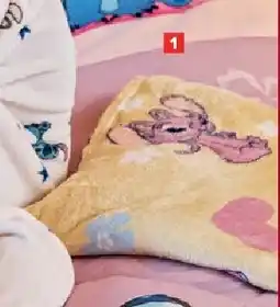 Carrefour Dekbedovertrek + 1 sloop Stitch - 140 x 200 cm aanbieding