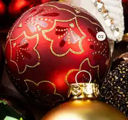 Horta Matgroene of Rode Glazen Kerstbal met Glitterbloemmotief aanbieding