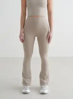 Decathlon Dames Yoga Legging Petite Uitlopende Vochtafvoerend Donkerbeige aanbieding