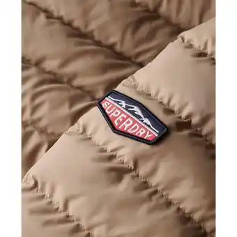 Decathlon Donsjack Superdry aanbieding