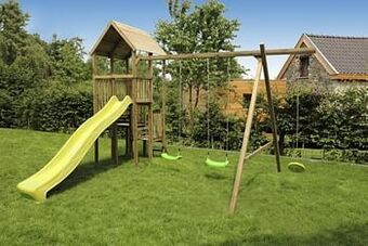 Dreamland BnB Wood schommel Perk met gele glijbaan aanbieding