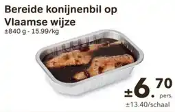 Buurtslagers Bereide konijnenbil op Vlaamse wijze aanbieding