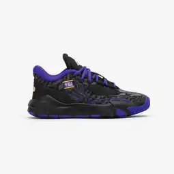 Decathlon Basketbalschoenen voor kinderen FAST 900 LOW-1 NBA Lakers zwart aanbieding
