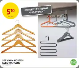 Brico Set van 4 Houten Kleerhangers aanbieding