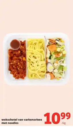 OKay Wokschotel van varkensvlees met noodles aanbieding