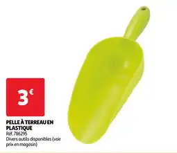 Auchan pelle à terreau en plastique aanbieding