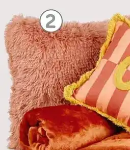 Brico Dutch Decor Kussen Fluffy aanbieding