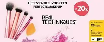 Di Set van 4 make-upkwasten en een foundationsponsje aanbieding
