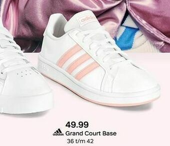 Grand court base