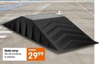 Skate ramp