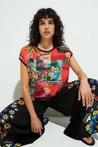 Desigual T-shirt met korte mouwen en ansichtkaarten - RED - XXL aanbieding