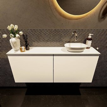 Sawiday Mondiaz Fowy toiletmeubel 120x50x23cm talc mat 0 kraangaten wasbak: rechts 2 deuren solid surface met blad MDF kleur wasbak: aanbieding