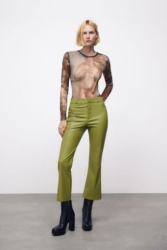 ZARA Leggings de poliuretano oferta