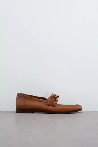 ZARA Mocassim de couro com contraste de cor oferta