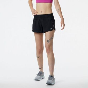 New Balance Short new balance logo feminino oferta