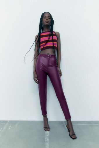 ZARA Leggings de poliuretano oferta