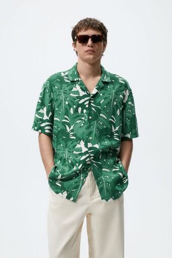 ZARA Camisa com estampa de folhas oferta