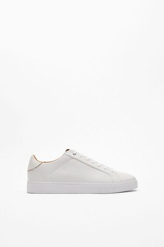 ZARA Tênis minimalista com cadarços oferta