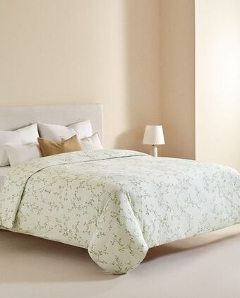 ZARA HOME Capa de edredão com estampado de flores e ramos oferta