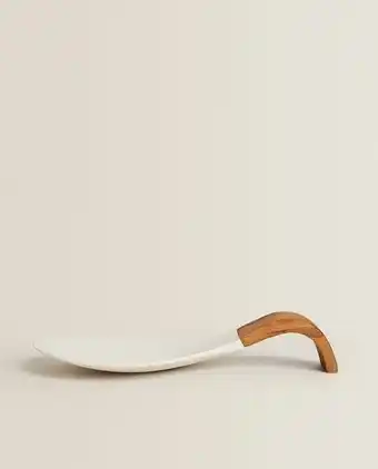ZARA HOME Pousa-colher madeira e silicone oferta
