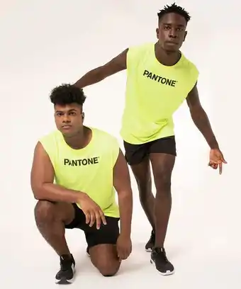 Regata esportiva gola careca pantone + ace amarelo