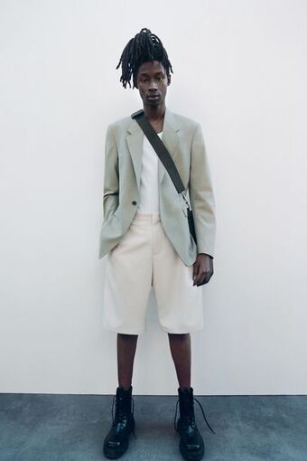 ZARA Bermuda com pregas oferta