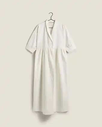 Robe bordado vegetal