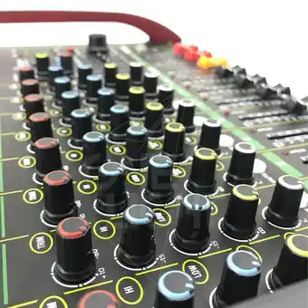 Carrefour Mesa de audio profissional 8 canais briwax bp-6172 oferta