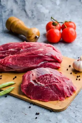 Barracão Supermercado Músculo bovino dianteiro balcão kg oferta