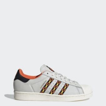 Adidas Tênis superstar oferta