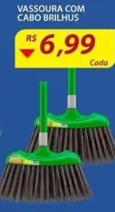 Assaí Atacadista Vassoura com Cabo Brilhus oferta
