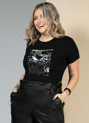Posthaus Quintess - blusa preta com paetês oferta