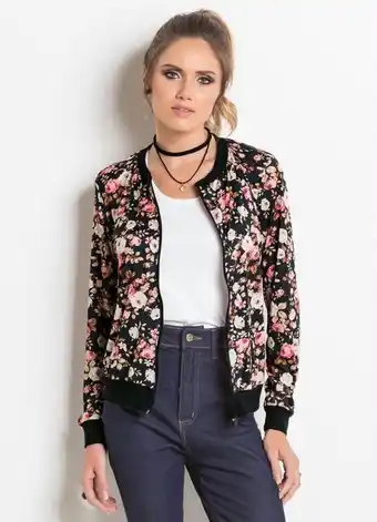 Quatro Estações Moda pop - jaqueta bomber preta e floral oferta
