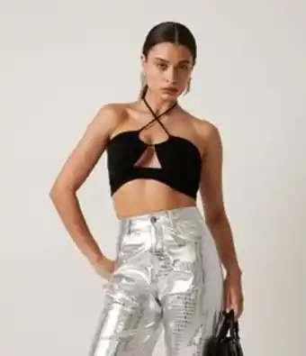 Renner Blusa cropped frente única com decote vazado oferta